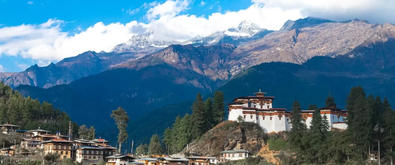 Bhutan-Vista-Tour-Drukgyel-Dzong-Fort