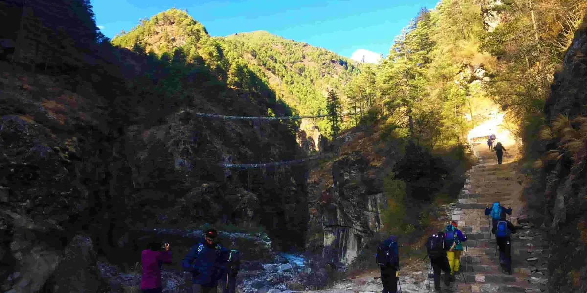 crossing-the-hillay-bridge