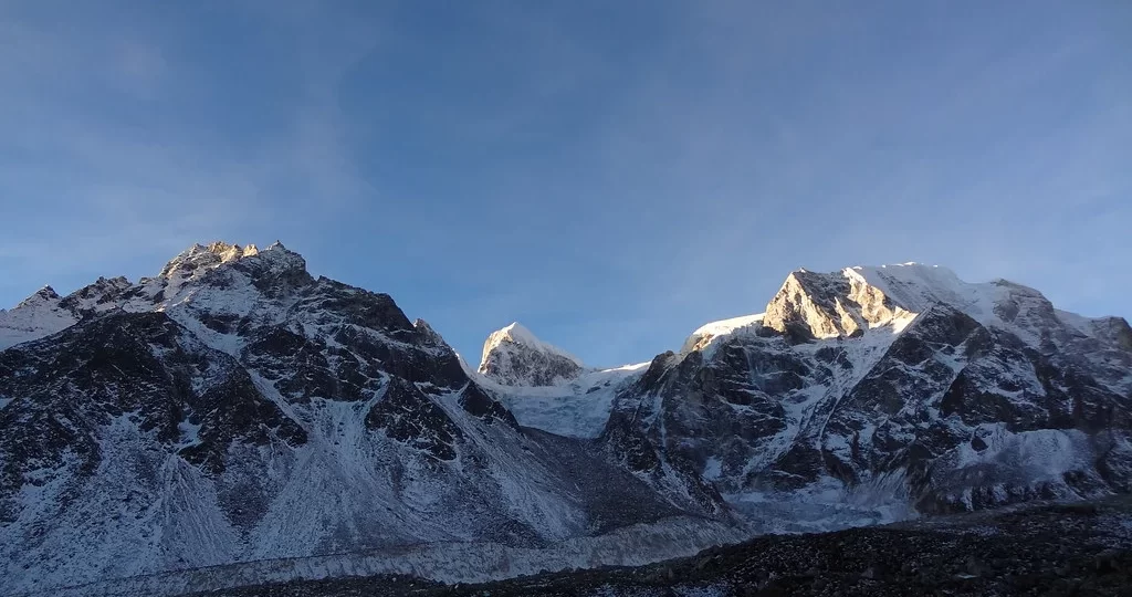 larkya-peak-climbing