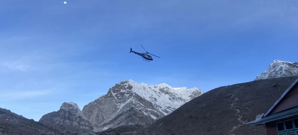 everest-base-camp-insurance-trek-helicopter-evacuation