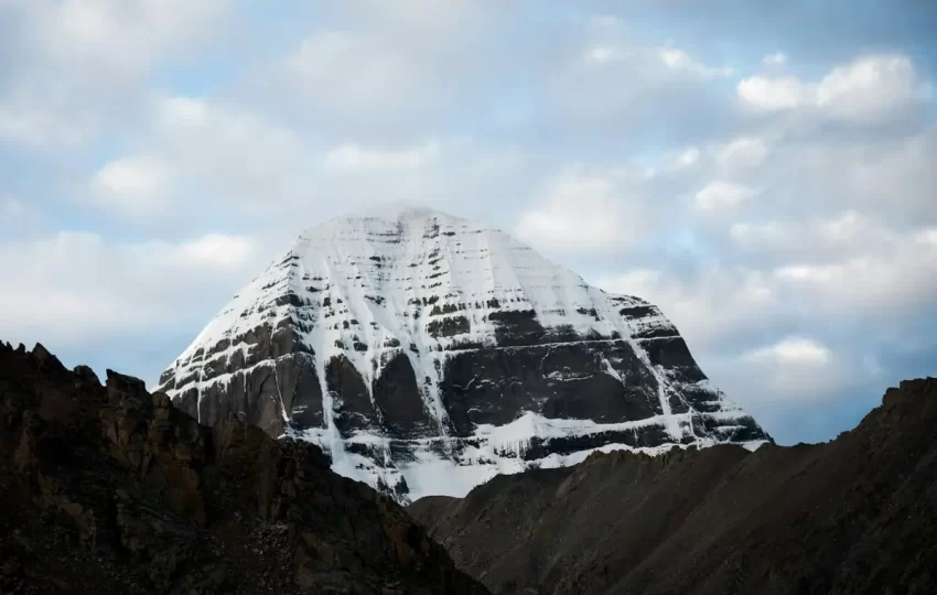 mount-Kailash-Mansarovar-trip-from-Nepal-peak-adventure