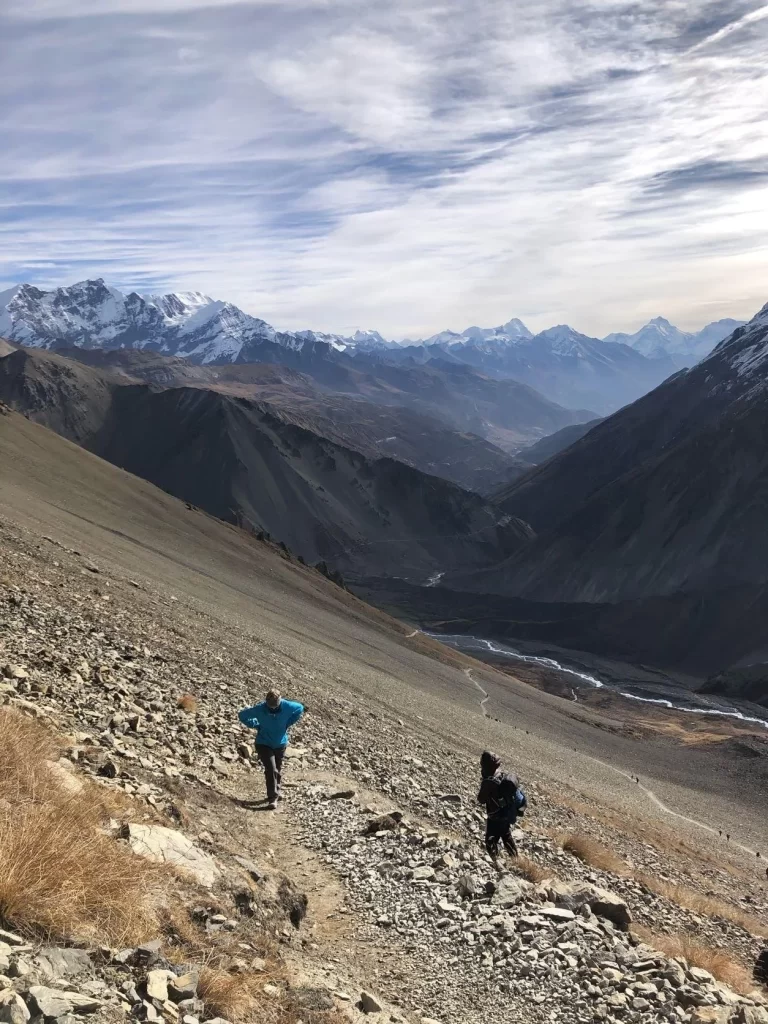 tilicho-lake-trek-difficulty