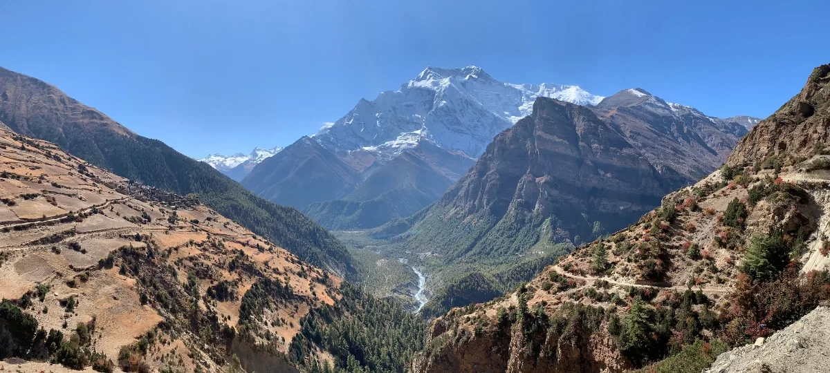 Best Time for the Annapurna Circuit Trek: Ultimate Seasonal Guide (2026) 1 best-time-for-the-annapurna-circuit-trek
