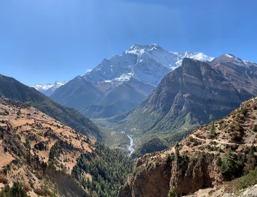 Best Time for the Annapurna Circuit Trek: Ultimate Seasonal Guide (2026) 4 best-time-for-the-annapurna-circuit-trek